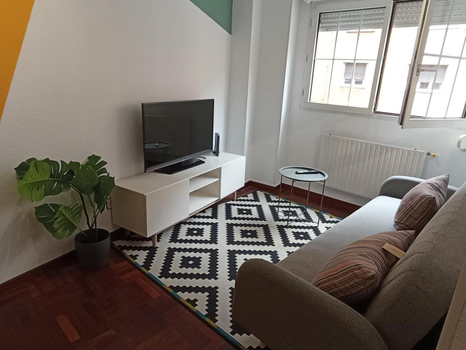 630A Apto Moderno Y Equipado Oviedo Exterior photo